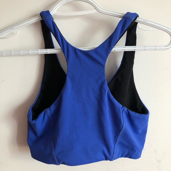 REVERSIBLE BLUE/BLACK sports bra - Picture 4 of 9